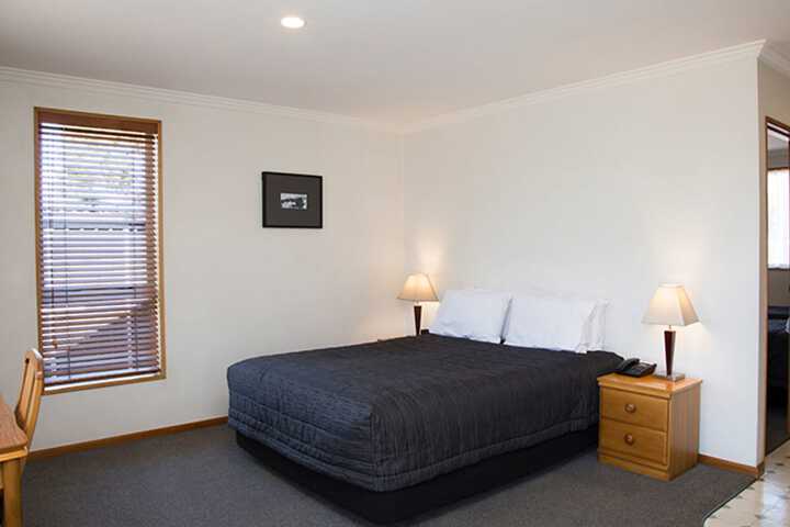 Room 5 of 51