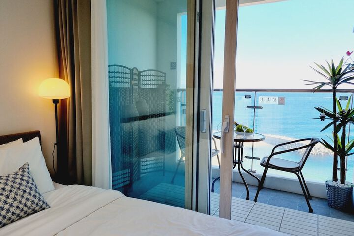 Room 593 of 640