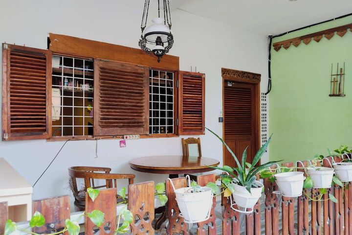 Rumah Betawi Kalipasir