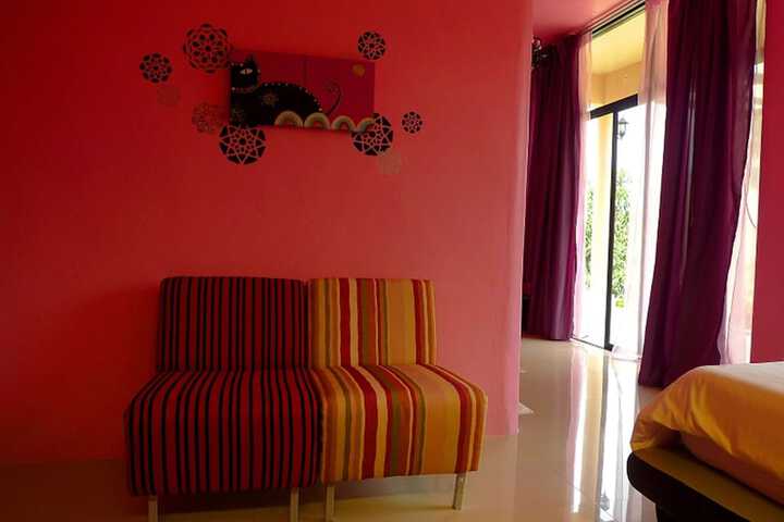 Room 26 of 65