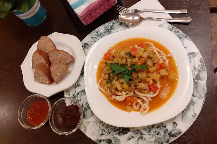 Dining 4 of 24