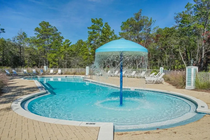 Pool 12 of 16
