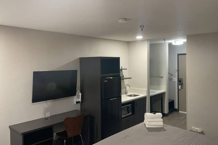 Room 42 of 97