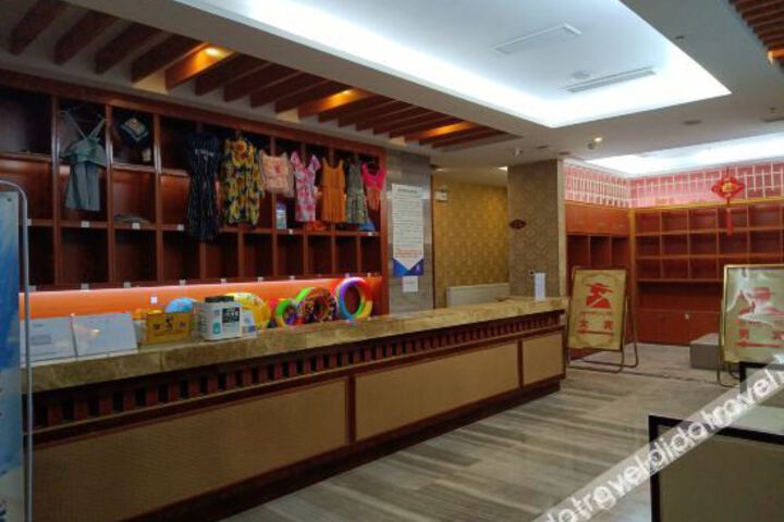 Hotel Interior 21 of 30