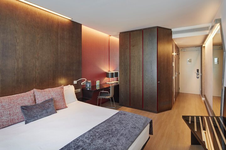 Room 8 of 59