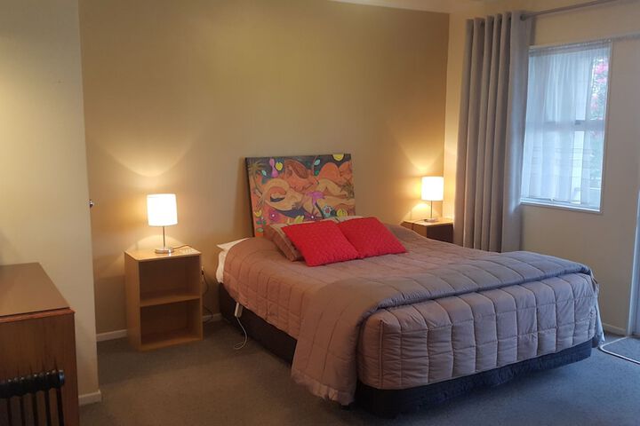 Room 28 of 62