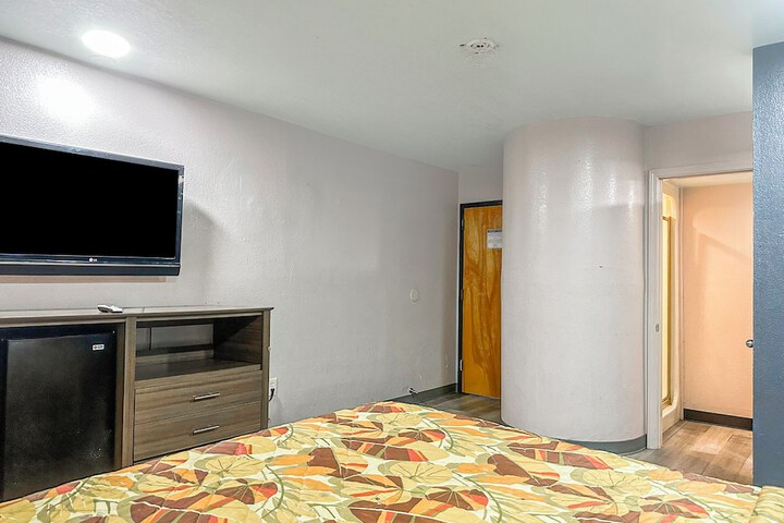 Room 13 of 58