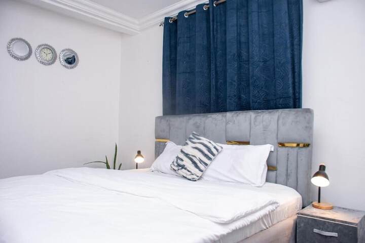 Room 16 of 27