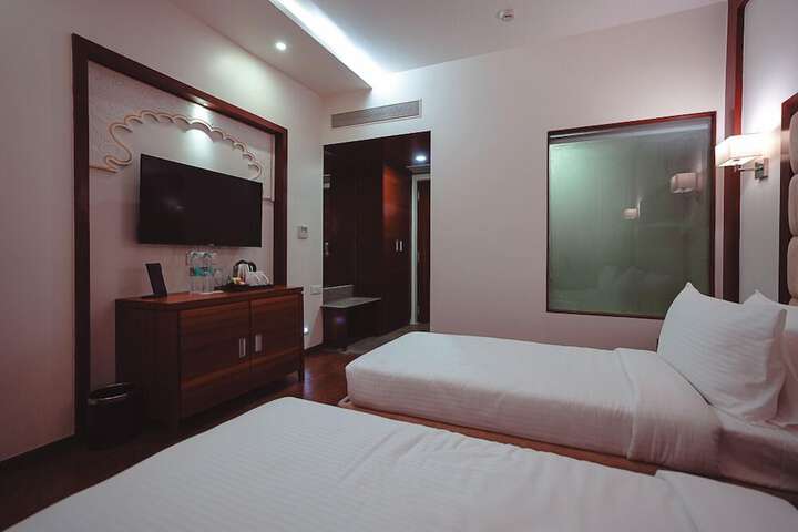 Room 20 of 49