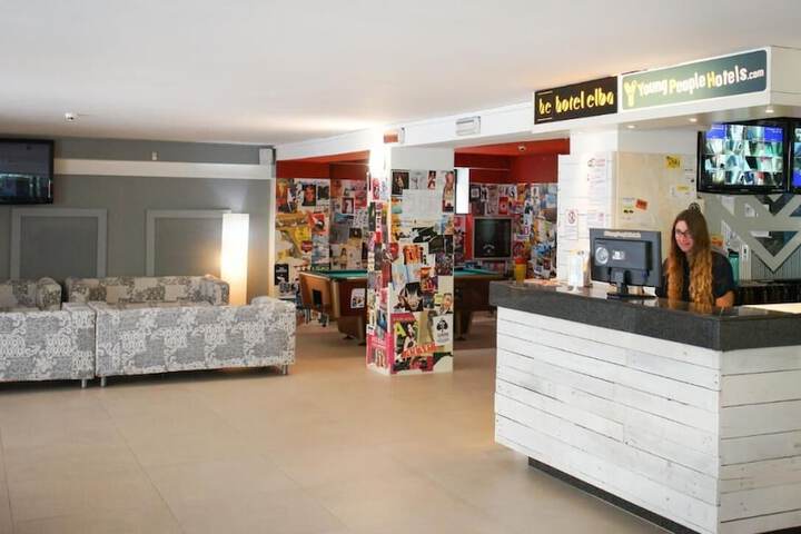 Hotel Interior 4 of 31