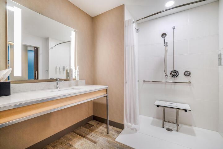 Bathroom shower