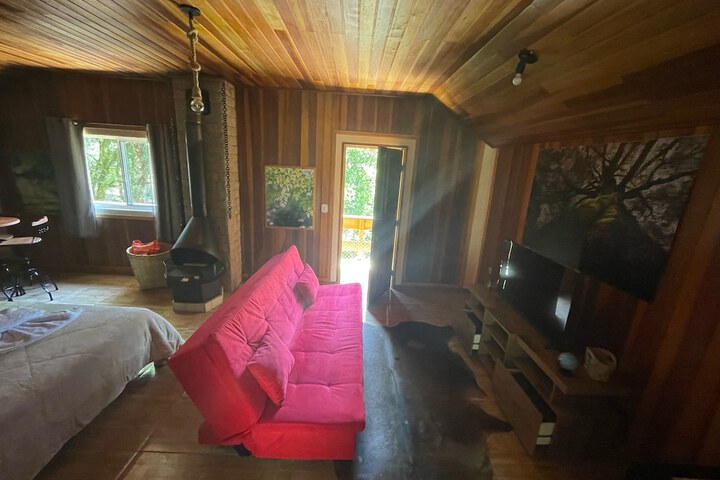 Room 18 of 166