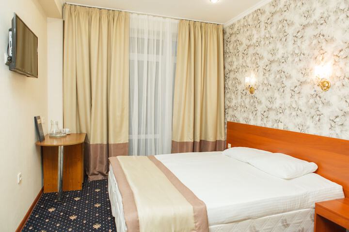 Room 27 of 147
