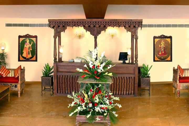 Hotel Interior 4 of 91