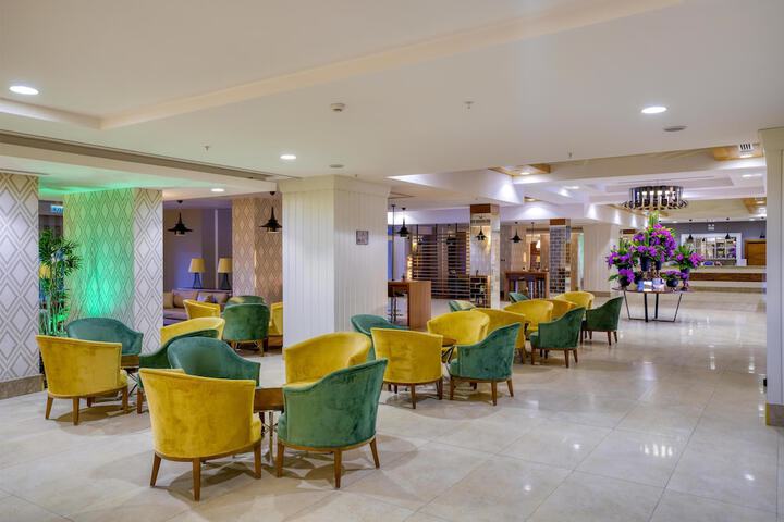 Guest Lobby