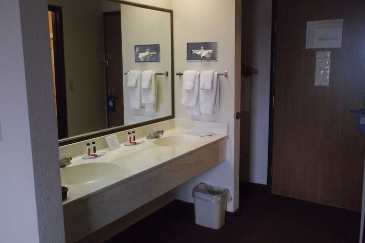 Room 26 of 36