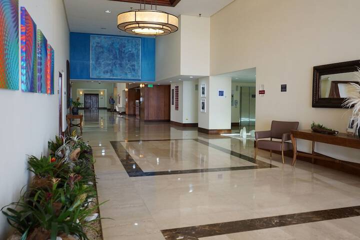 Hotel Interior 10 of 153