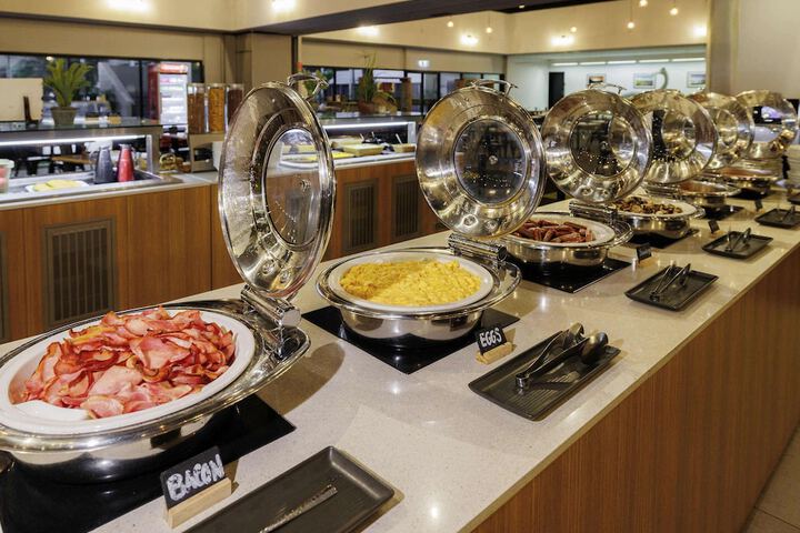 Breakfast/Coffee Service 36 of 66