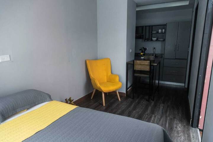 Room 12 of 36