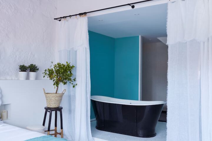 Bath Photo