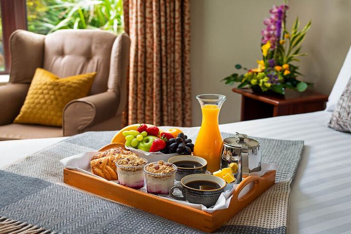 Breakfast/Coffee Service 29 of 39