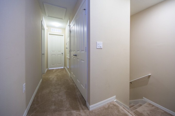 Ballroom/Hall 31 of 39