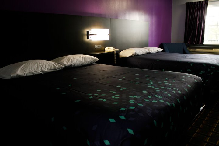 Room 14 of 30