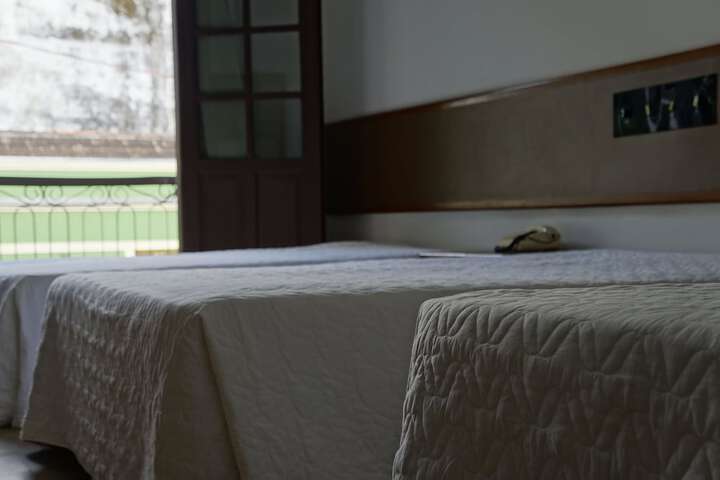 Room 3 of 20