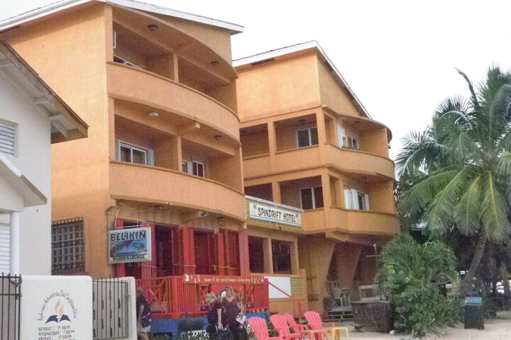 Hotel 53 of 65