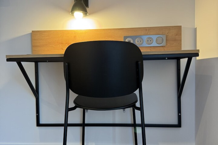 Room 19 of 69