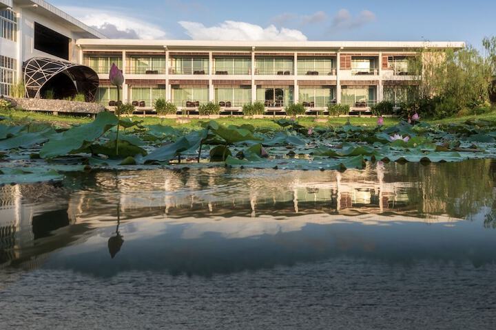 Hotel 67 of 72