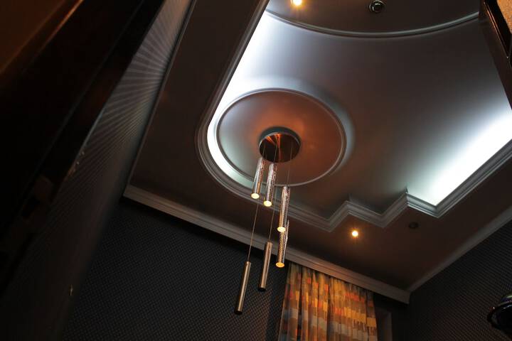 Room 18 of 36