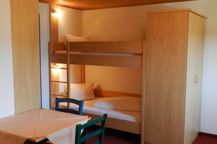 Room 21 of 62