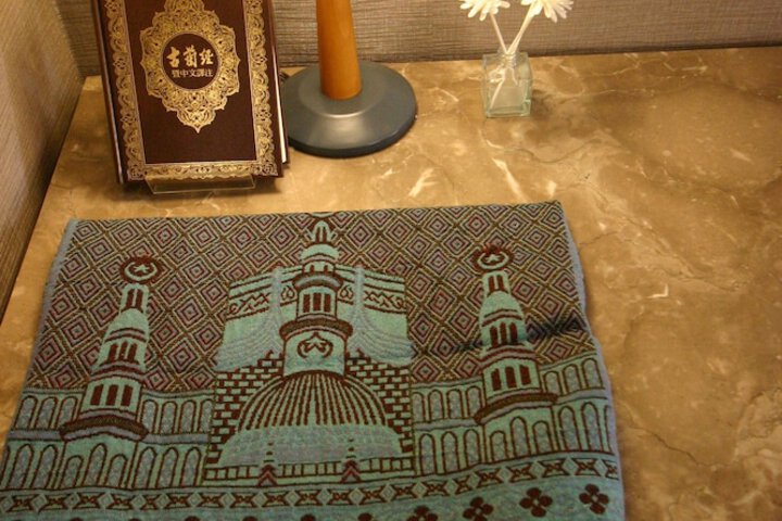 Room amenity