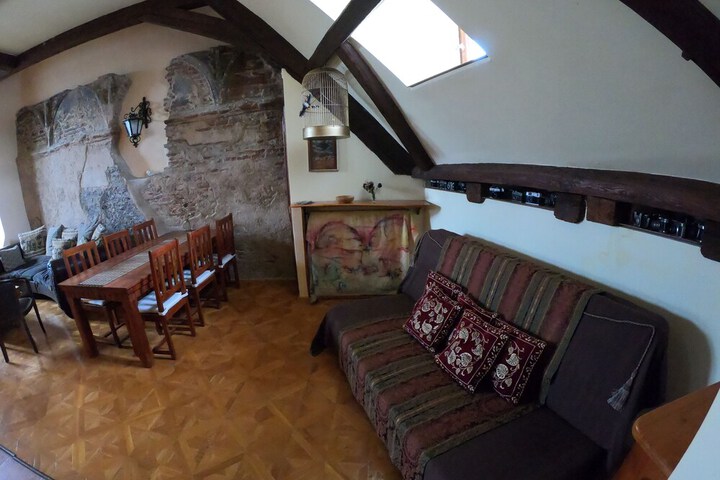 Room 15 of 39