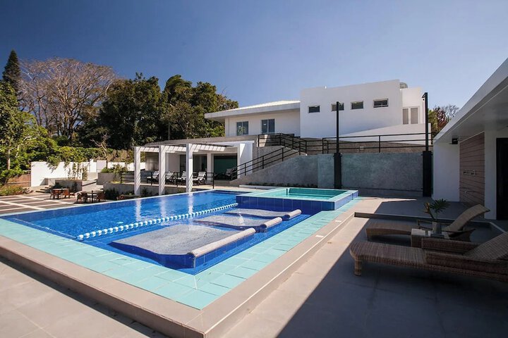 Pool 27 of 56
