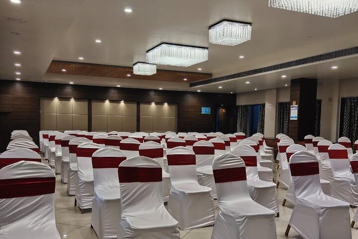Business Center 58 of 64