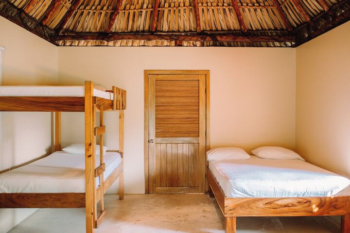 Room 8 of 28