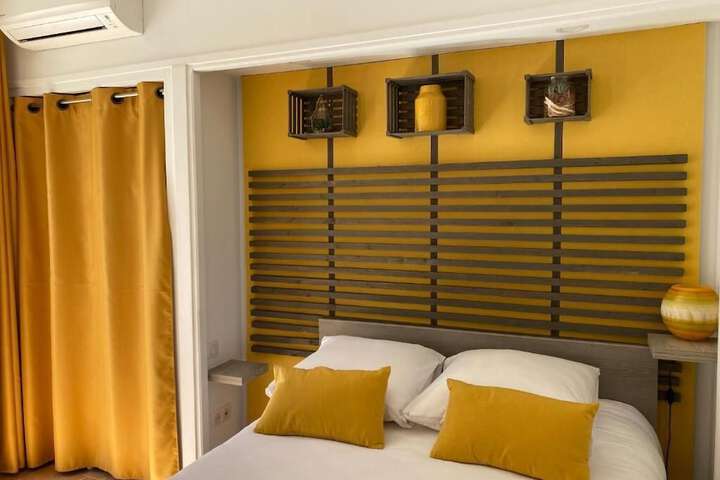 Room 20 of 62