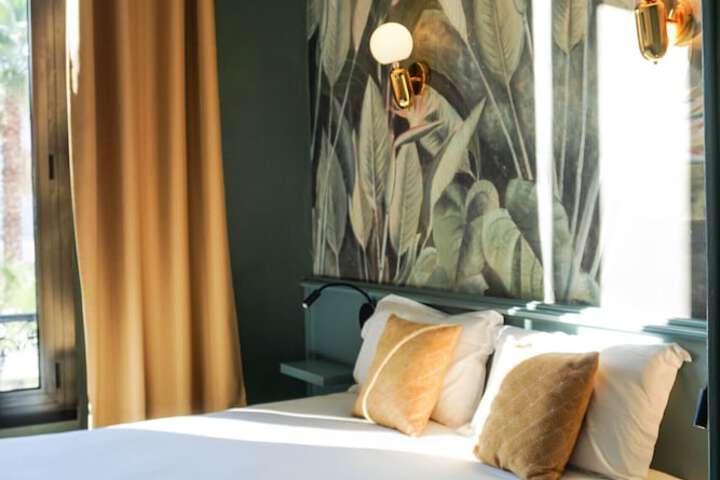 Room 25 of 109