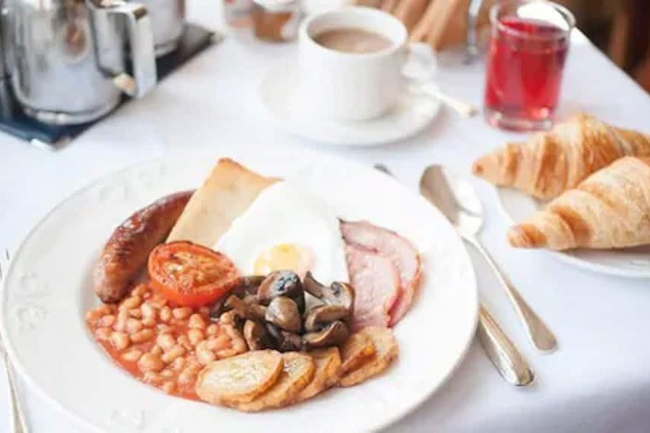 Breakfast/Coffee Service 36 of 44