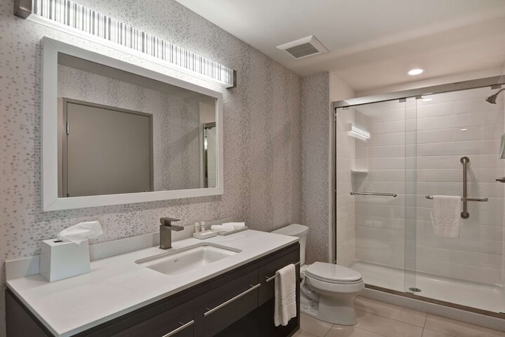Bathroom shower