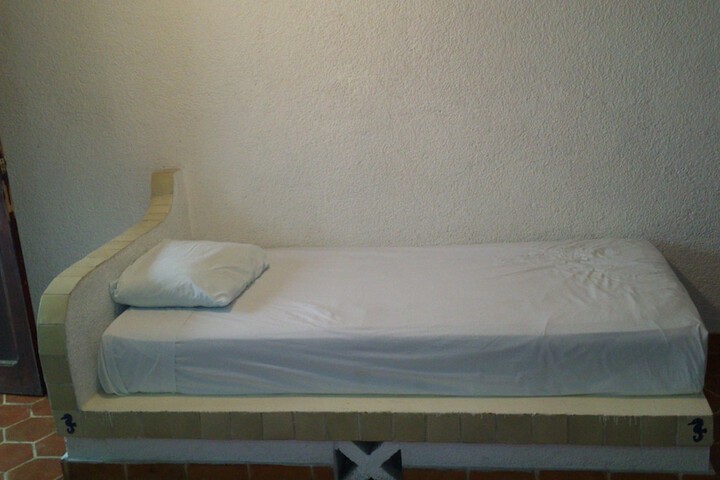 Room 17 of 64