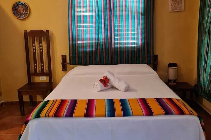 Room 4 of 33