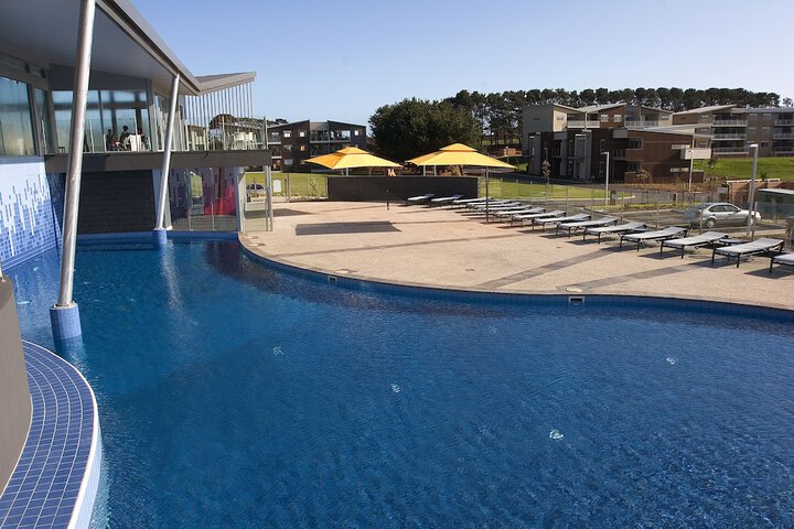 Hotel Pool
