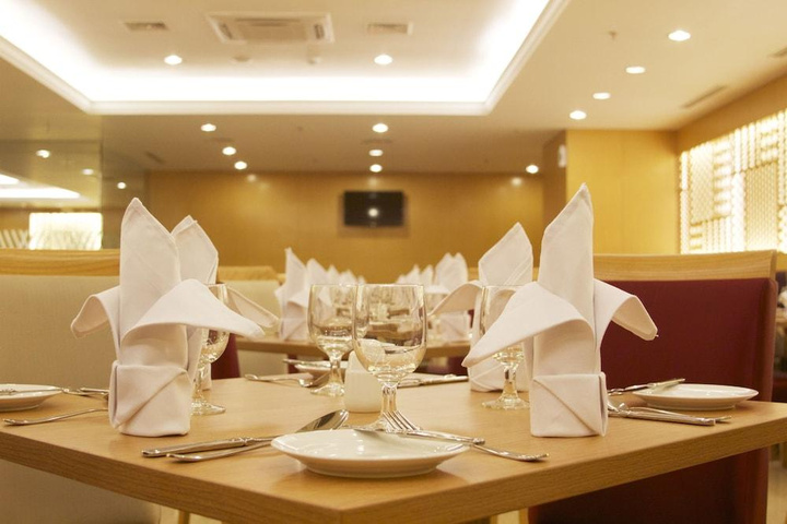 Dining 7 of 7