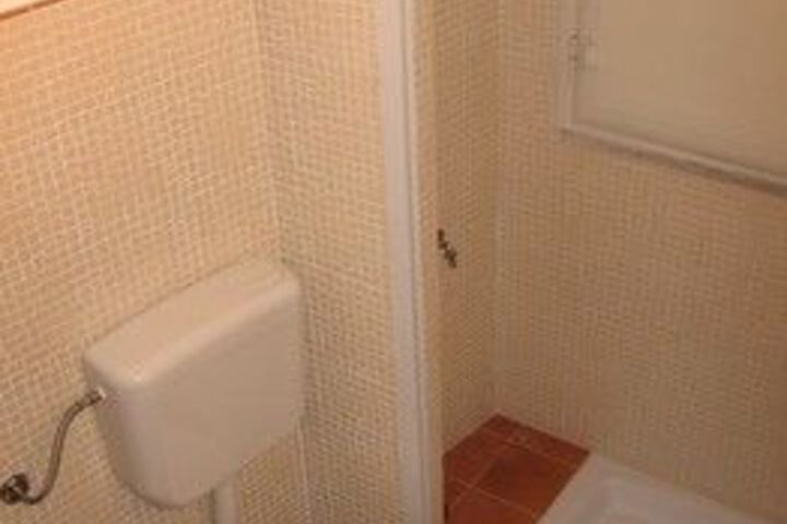Room 3 of 15