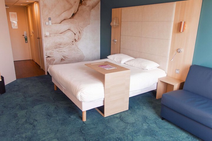 Room 41 of 130