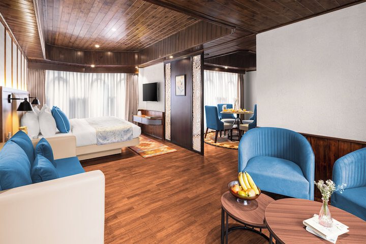 Room 22 of 53