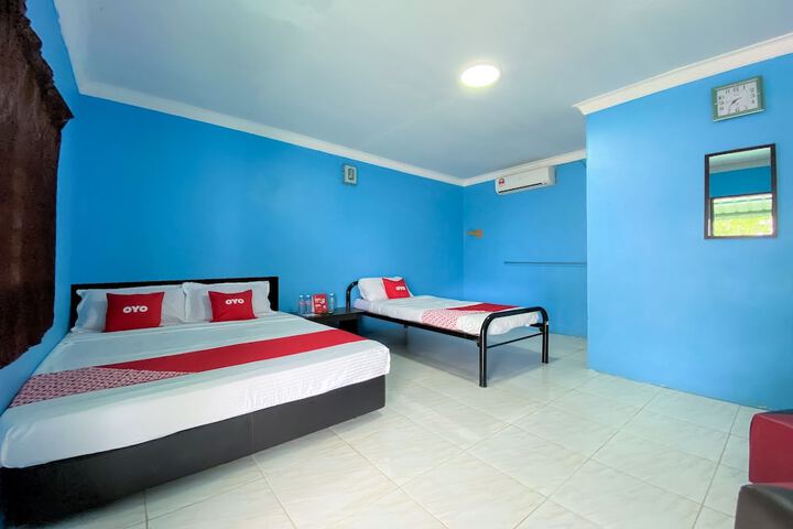 Room 13 of 28
